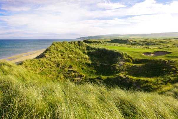 A view of the 4th green par-4 at Machrihanish Dunes Golf Club