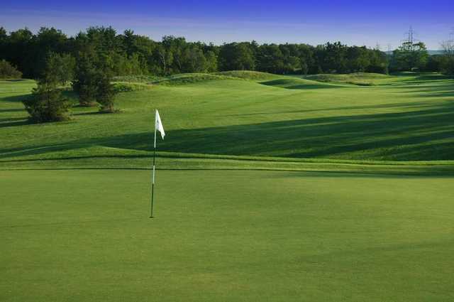 A view of the 8th hole at Angel's View from Oakville Executive Golf Course