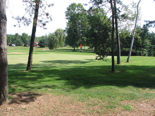 A view of the 6th hole at Willow Springs Golf & Country Club