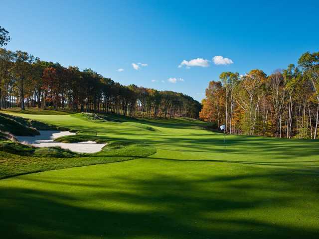 A sunny day view from Mohegan Sun Golf Club