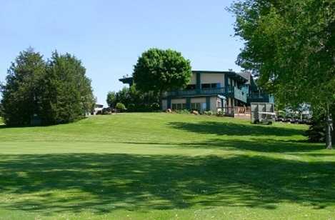 A view of the clubhouse at Beaver Dam Country Club
