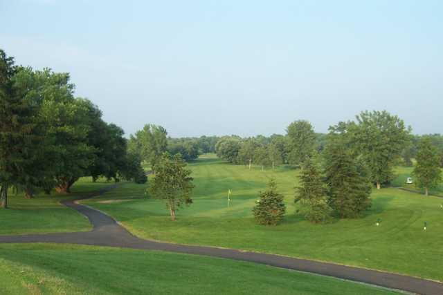 A view of green #18 with narrow path on the left at Morgan's Crossing