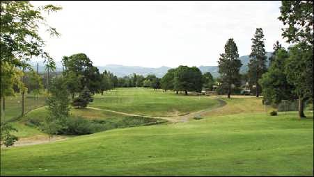 Oak Knoll GC: View from the 1st hole