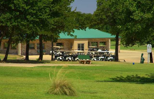 A view of the clubhouse at Choctaw Creek Golf Course