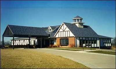A view of the clubhouse at Eagle Knoll Golf Club