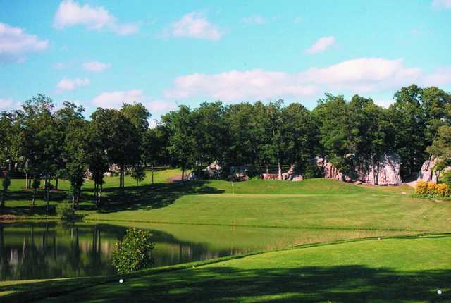 A view of a green with water coming into play at Indian Rock Golf Club