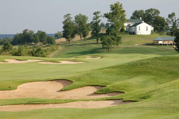 A view of hole #9 at Heritage Hill Golf Club