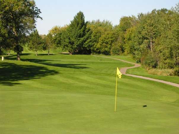 A view of green #2 at Elk River Golf Club