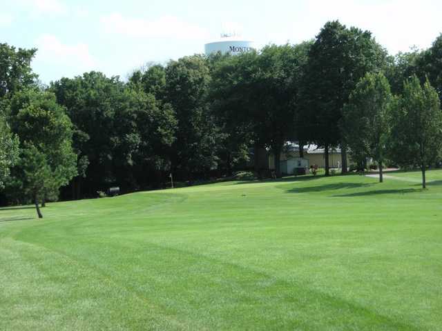 A view of green #18 from fairway at Montgomery National Golf Club