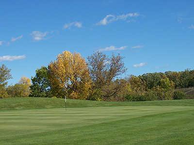 A view of the 1st green at Bulrush Golf Club