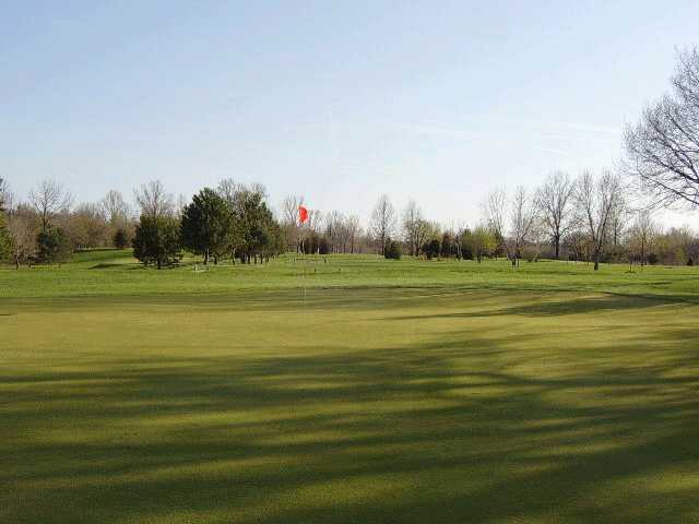 A view of the 8th green at Vermilion Country Club