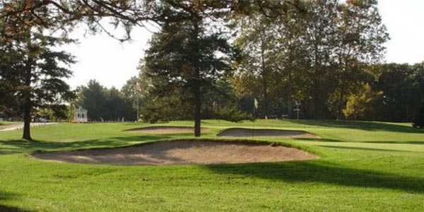 A view of the 18th green at Milham Park Golf Course