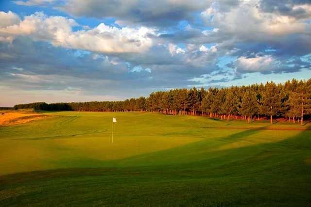 Thumper Pond Golf Course Tee Times - Ottertail MN