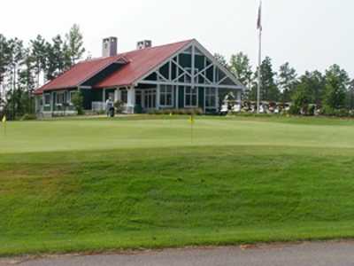 A view of the clubhouse from Arrowhead Pointe At Lake Richard B. Russell