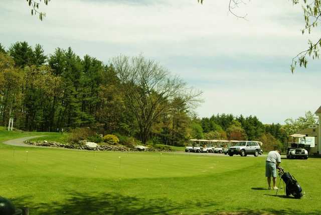 A view of the practice putting green at Twin Springs Golf Course