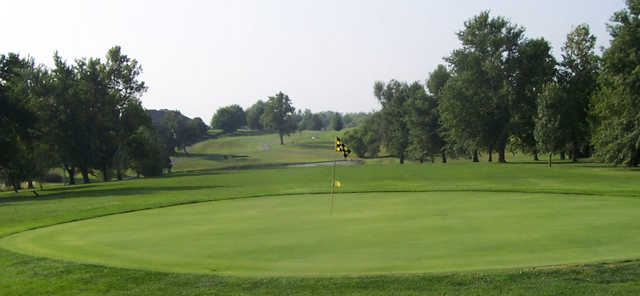 A view of green at Cameron Veteran's Memorial Golf Club