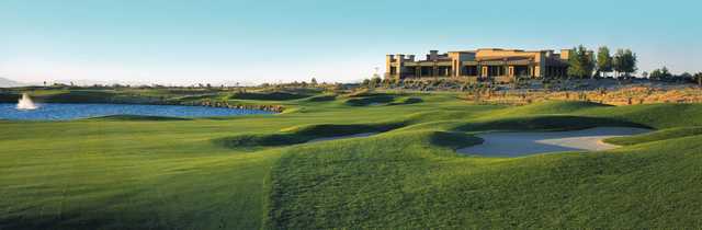 Paiute's Snow Mountain: View from the 445yds par-4 ending hole