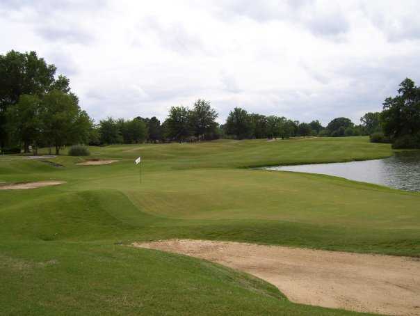 A view of the 18th green at River Birch Golf Club