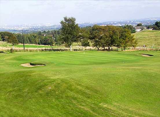 A view of the 15th green at Ranfurly Castle Golf Club