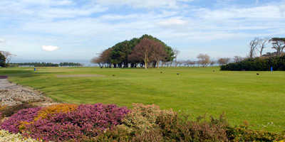 A view of the 8th and 17th tee boxes at Helen's Bay Golf Club