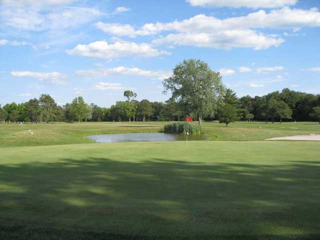 A view of green with water coming into play at Hamilton Trails Country Club