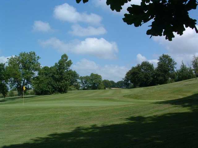 A view of the 9th hole at Woodlake Park Golf and Country Club