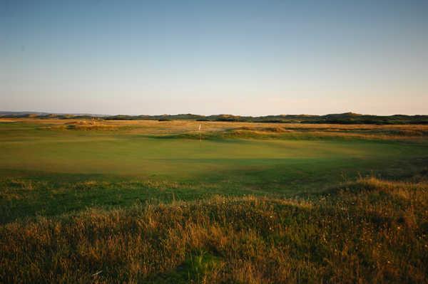 A view of hole #8 at Aberdovey Golf Club