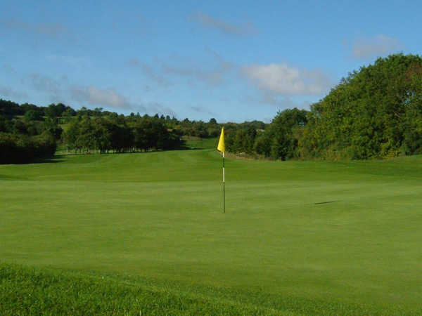 A view of green #3 at Dunstable Downs Golf Club