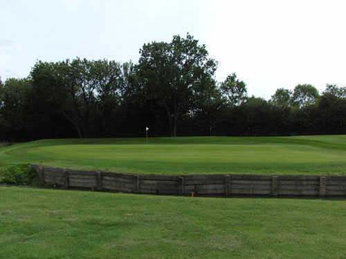 A view of the 10th green at Cambridge Country Club.