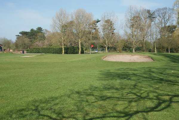A view of the 9th green at Queens Park Golf Club
