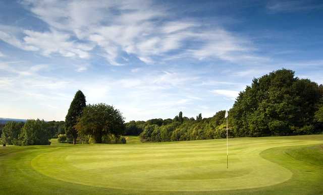 Shooters Hill Golf Club - 18th hole