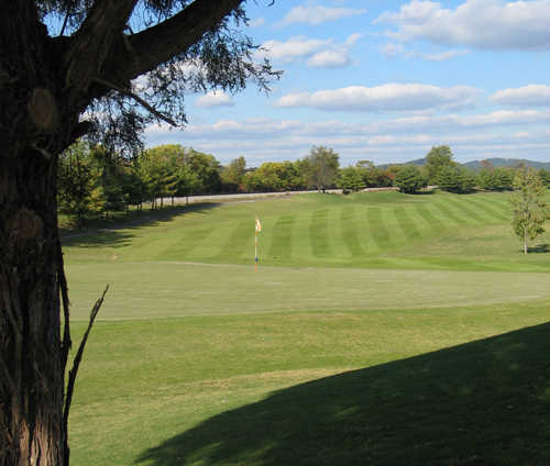 A view of the 4th hole at Millstone Golf Club