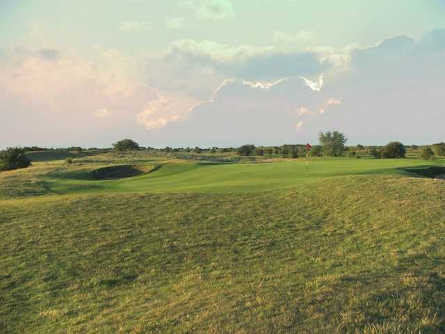 A view of the 10th green at Seacroft Golf Club