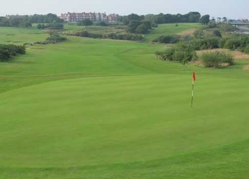 A view of the 11th green at Scarborough South Cliff Golf Club