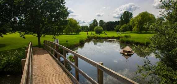 A view over the pond from North Oxford Golf Club