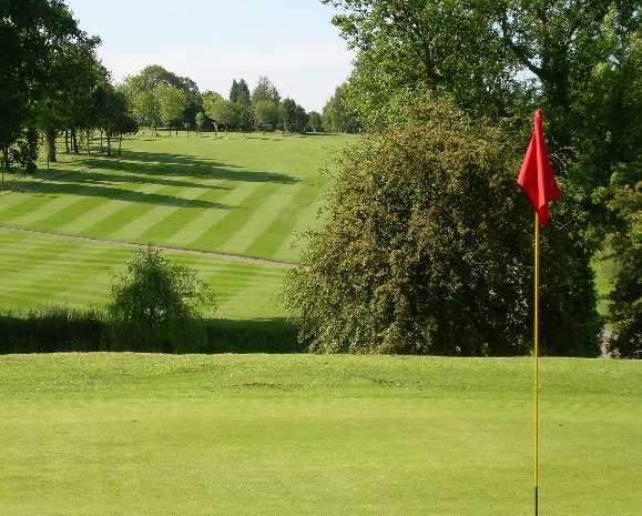 A view of a green at Oakridge Golf Club