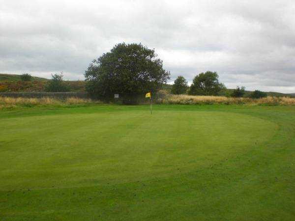 A view of the 1st green at Baildon Golf Club