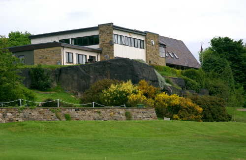 A view of the clubhouse at Rawdon Golf & Lawn Tennis Club