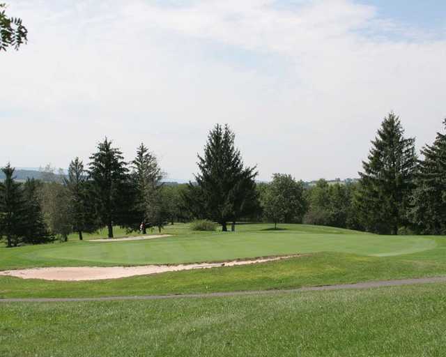 View of the 10th hole at Lost Creek Golf Club