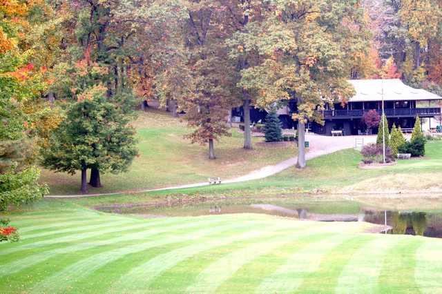 A view of the clubhouse at Paradise Lake Country Club