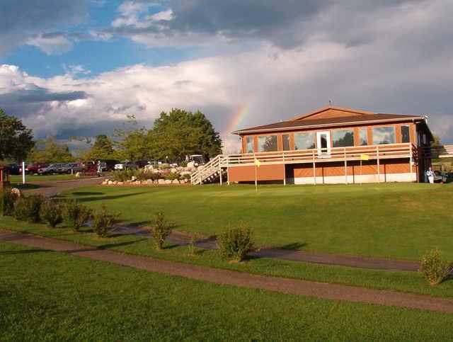 A view of the clubhouse at Missaukee Golf Course