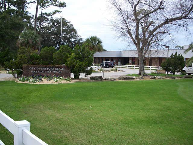 A view of the clubhouse at Daytona Beach Golf & Country Club