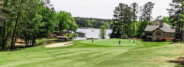 View of the 5th green at Harbor Club on Lake Oconee