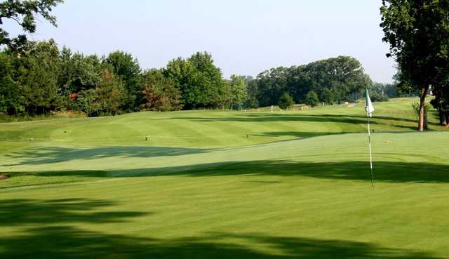 A view of hole #10 at Stonewall Orchard Golf Club