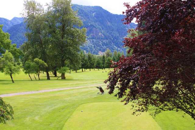 A view from a tee at Beacon Rock Golf