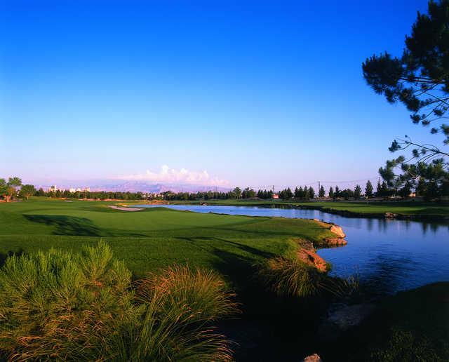 Desert Pines Golf Club: View from #18