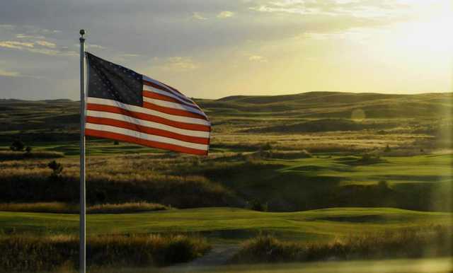 A sunny day view from Sullivan Golf Club