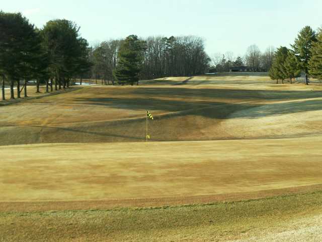 A sunny day view of a hole at Cedarbrook Country Club