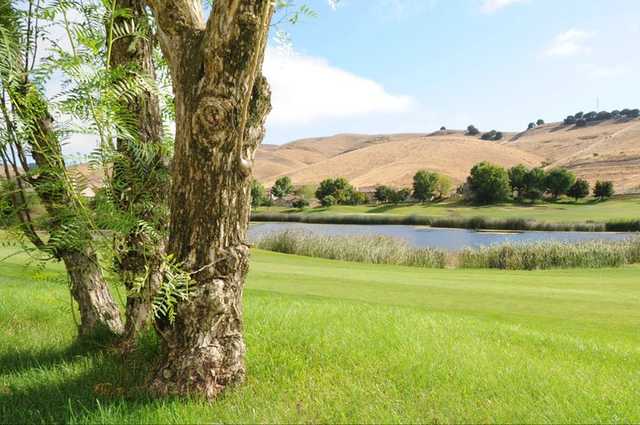 A view of the lake on hole #5 at Hiddenbrooke Golf Club (Talbot Photography)
