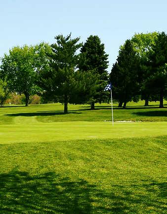 A view of a green at Fall Creek Golf Club (Americantowns)